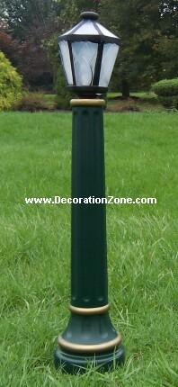 Christmas Lamppost - Green