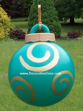 Lighted Christmas Ball - Green with Swirl Design