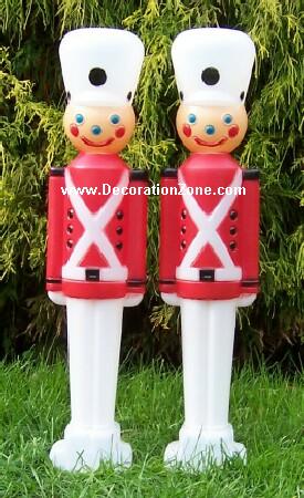 Toy Soldier with White Hat Pair